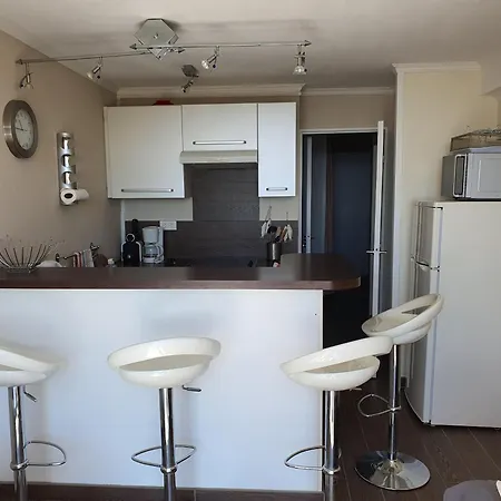 Duplex Vue Sur Et Pieds Dans L'eau De Pramousquier * 르 라방두