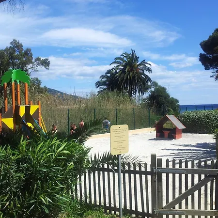 Duplex Vue Sur Et Pieds Dans L'eau De Pramousquier Apartament Le Lavandou